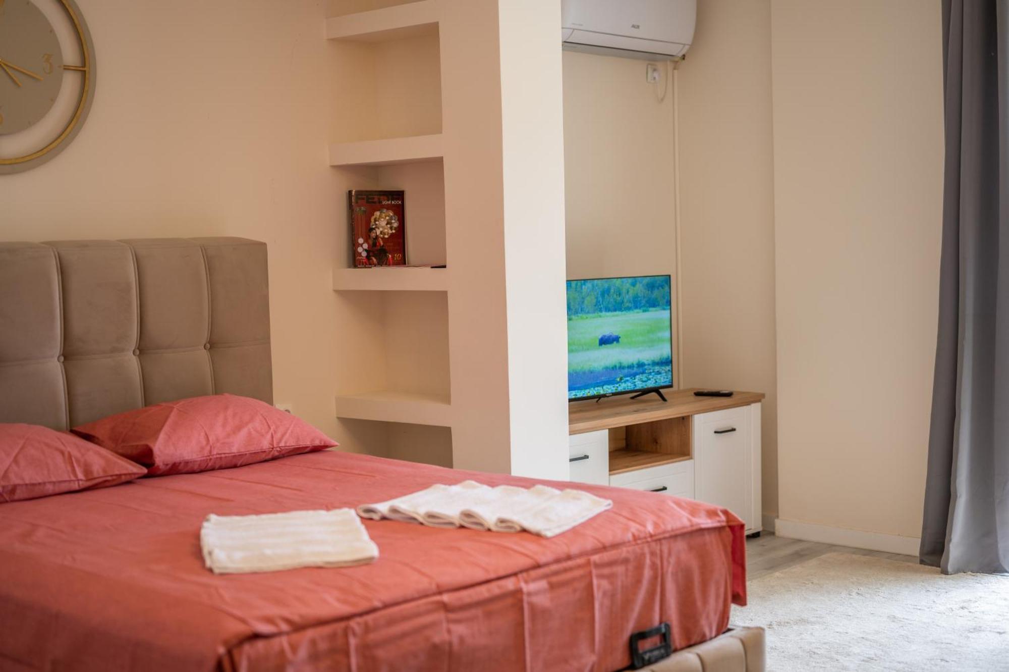 Beach Walk Apartments Улцин Екстериор снимка
