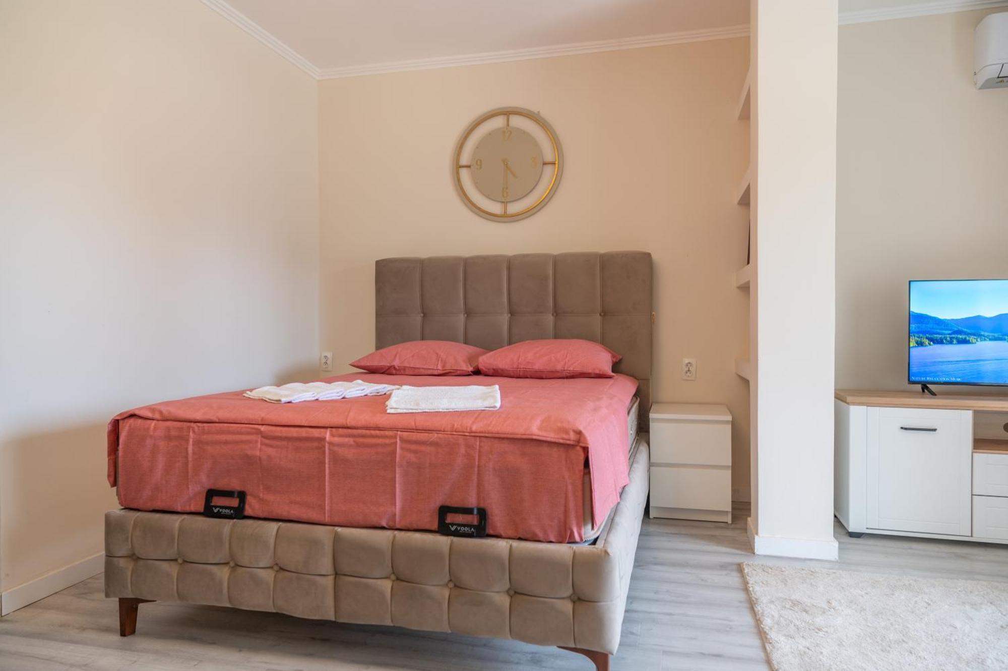 Beach Walk Apartments Улцин Екстериор снимка